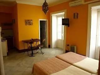 Hotel La Casa Amarilla Tarifa